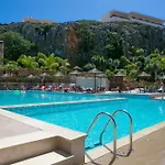 Finas Hotel