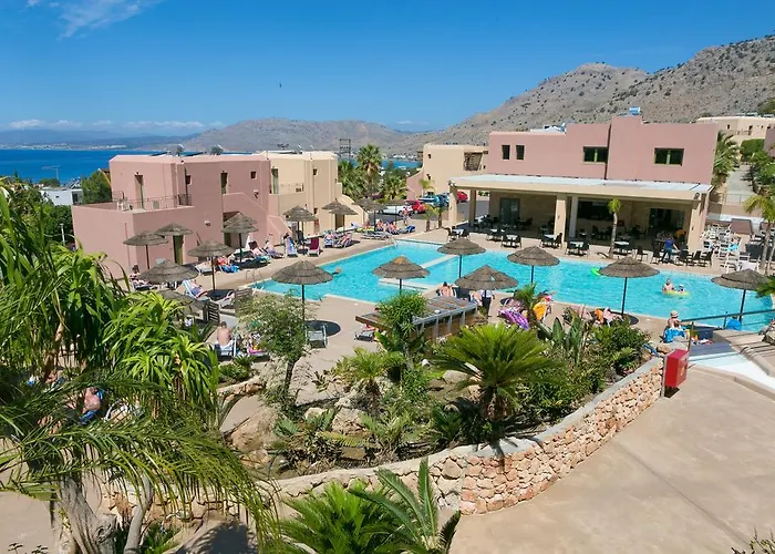Finas Hotel