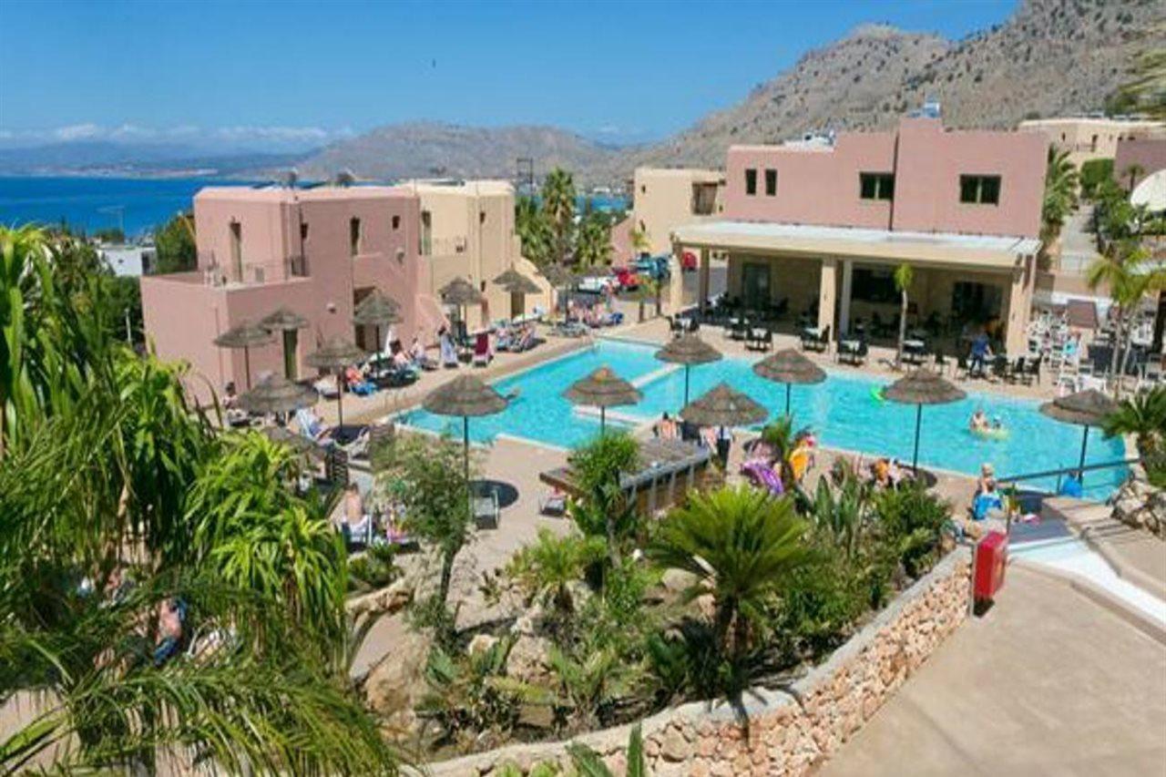 Finas 3* Pefki (Rhodes)