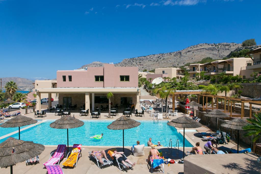 Aparthotel Finas